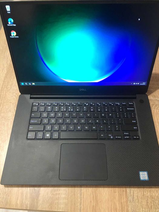 Dell Precision 5530 i7| 32gb ram| 512 gb| quadro p1000 4gb