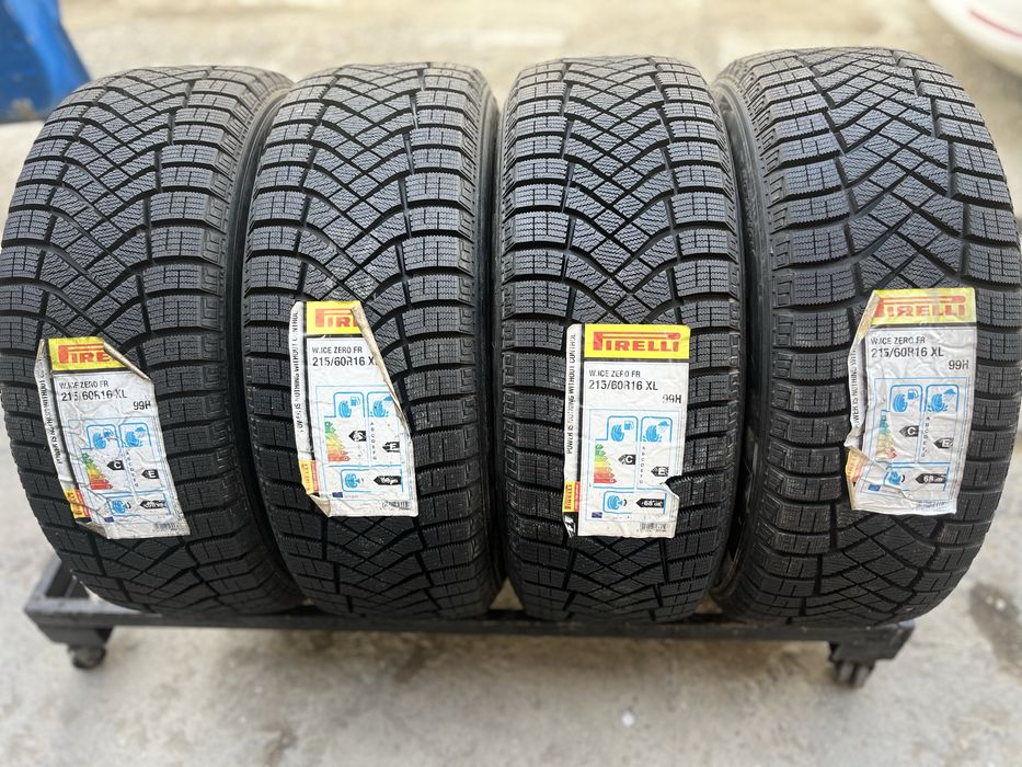 215/60R16 Pirelli Ice Zero FR