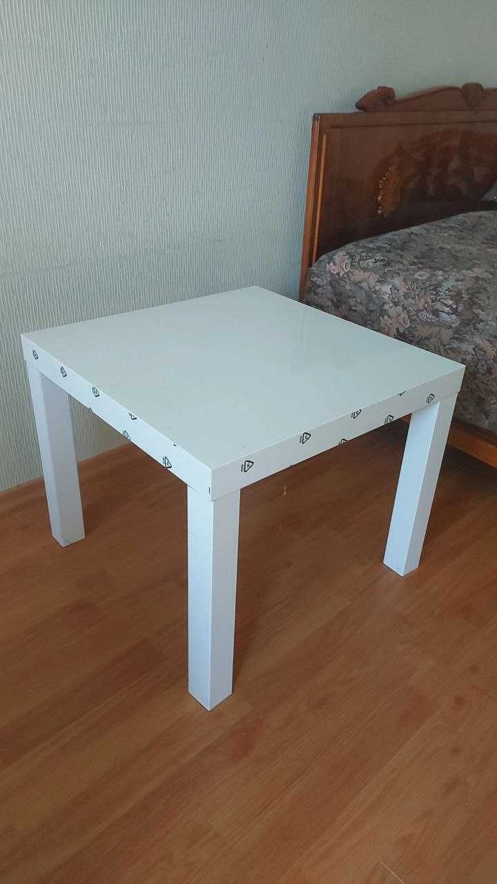 столик IKEA LACK