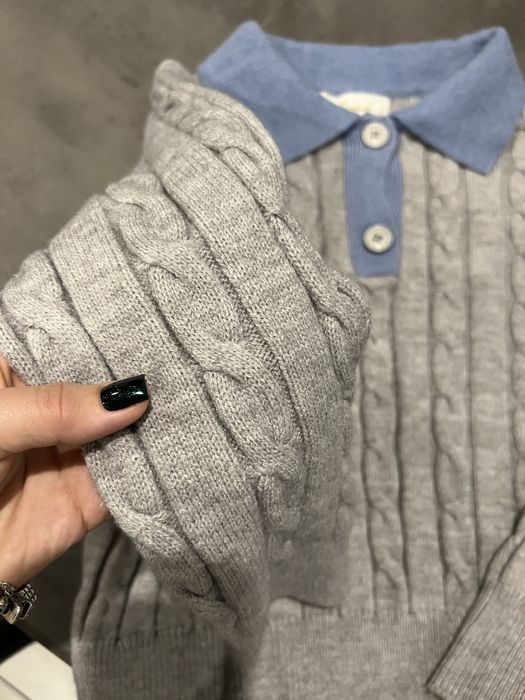 Стильне поло в сірому кольорі