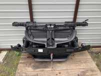 BMW E87 E81 kompletne wzmocnienie przednie pas przedni belka