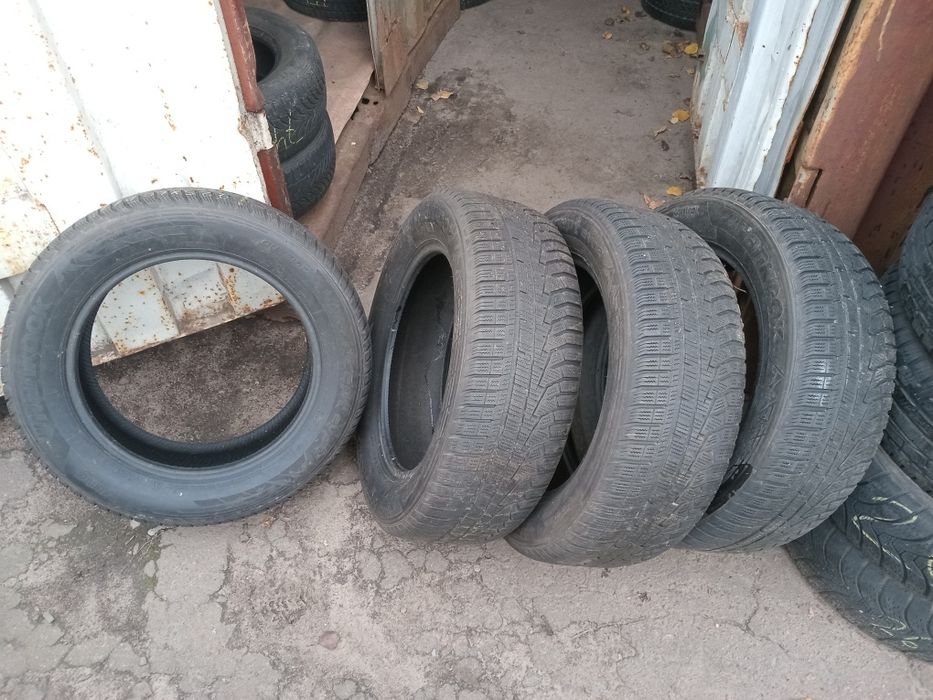 225/60r17 Hankook Winter I Cept Evo2.