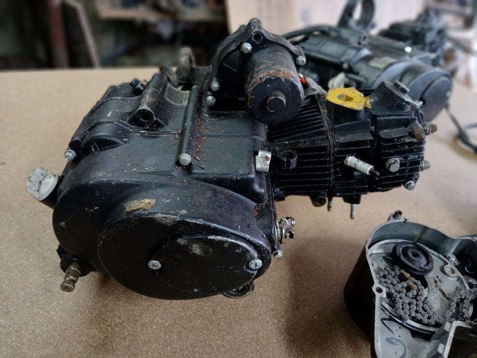 3 Motores de pit bike 50 cc.