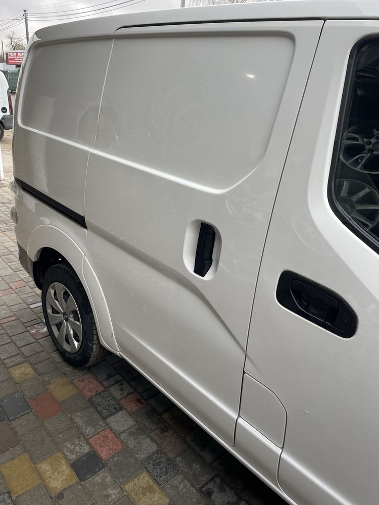Nissan e-NV200  40kw