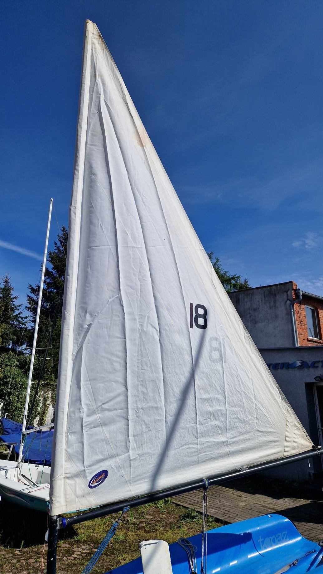 Łódź żaglowa żaglówka Topper Uno - uszkodzona