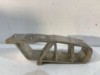 Audi A4 B9 A5 8W wspornik belki zderzaka - 17611