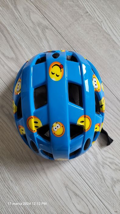 Kask rowerowy Kellys rozmiar M 54-58cm.