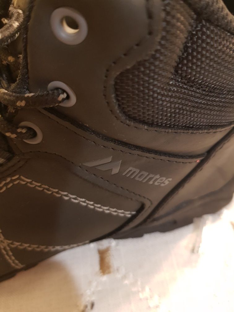 Buty chłopięce zimowe