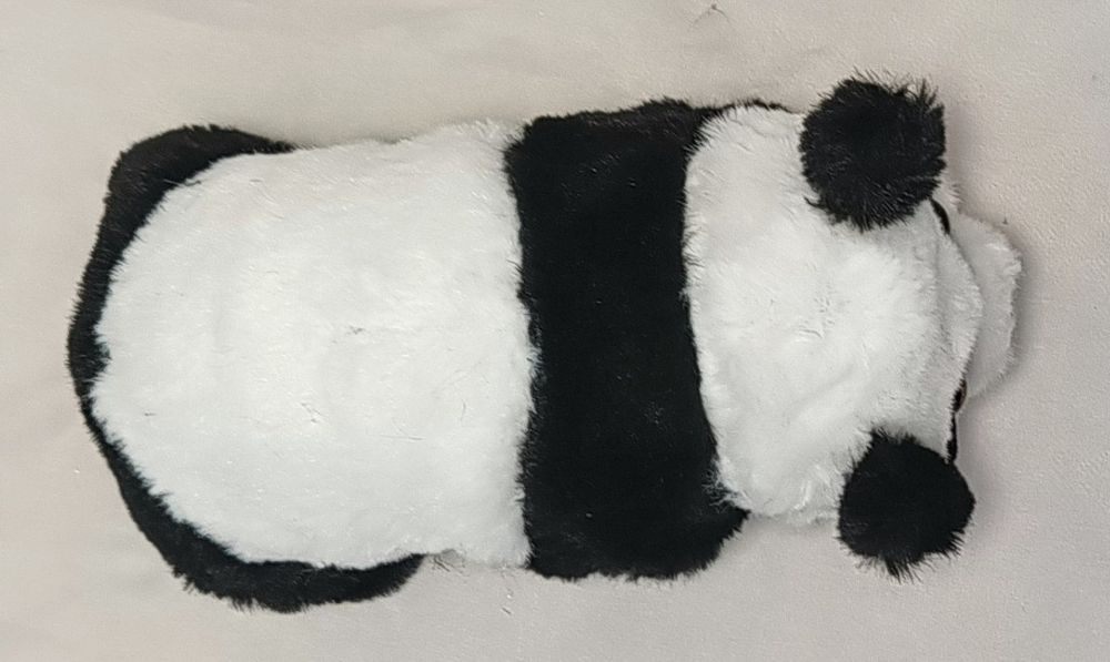 Panda na baterie rusza się i wydaje dźwięki