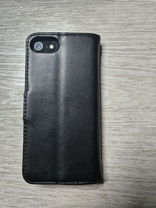 iPhone SE 2020 z nową baterią