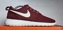 Nike Roshe Run Team Red 2013 8.5US/42EUR