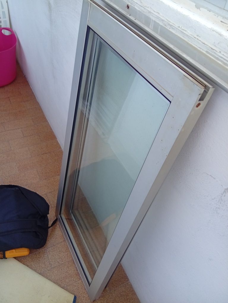 Janelas em alumínio como novas