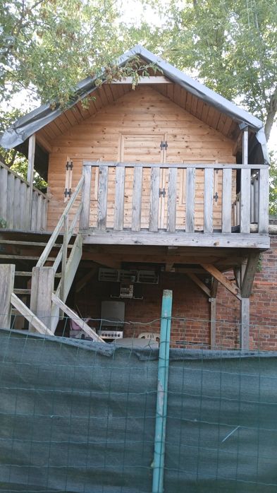 Sprzedam domek drewniany trzyletni 2 na 3