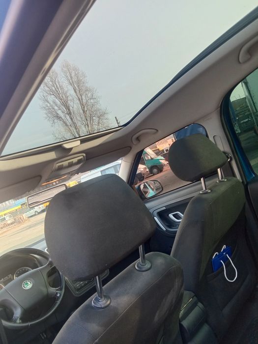 Продам Skoda Roomster