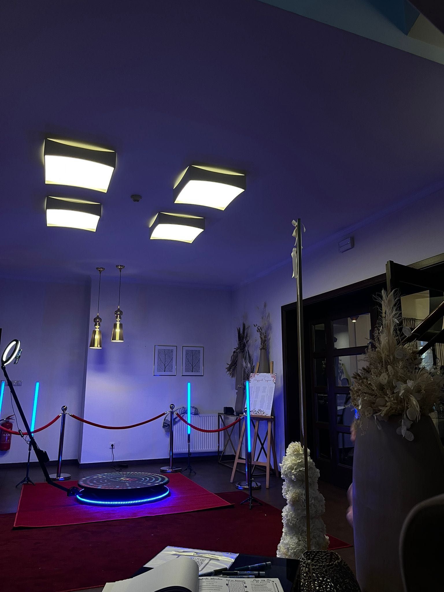 Fotobudka 360 rozkręć swoją imprezę!!!