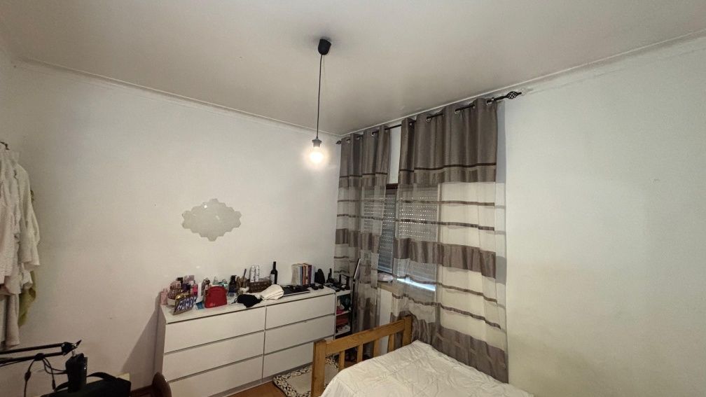 Apartamento T3 com sótão