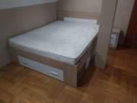 Sprzedam łóżko z materacem 160x200 w zestawie z szafką nocną