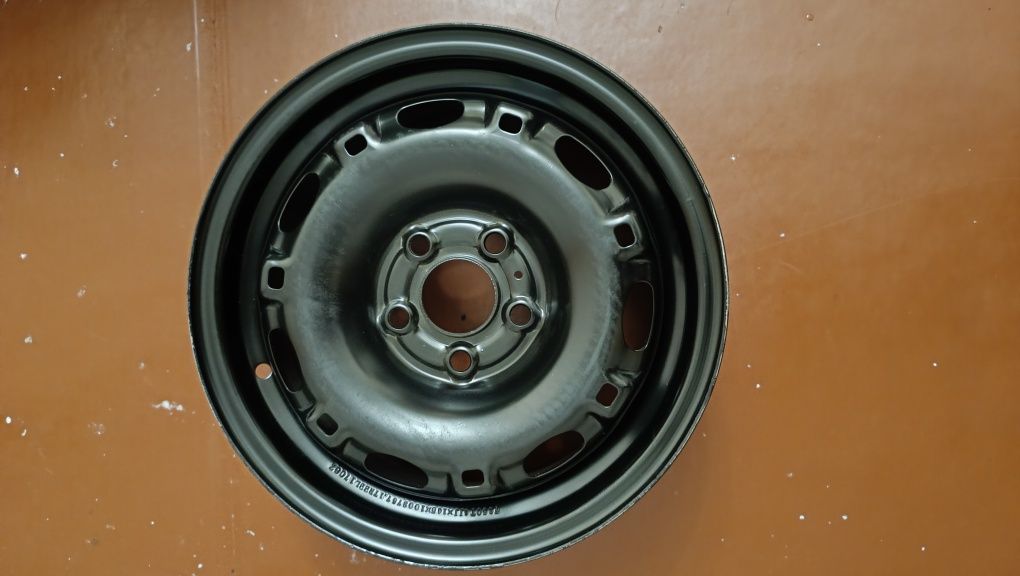 Продам диск 14R 5x100 Skoda Volkswagen