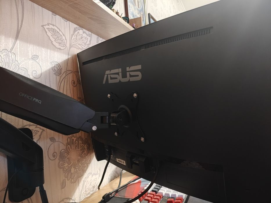 Продам монітор Asus TUF Gaming VG27VQM1B на 280 герц