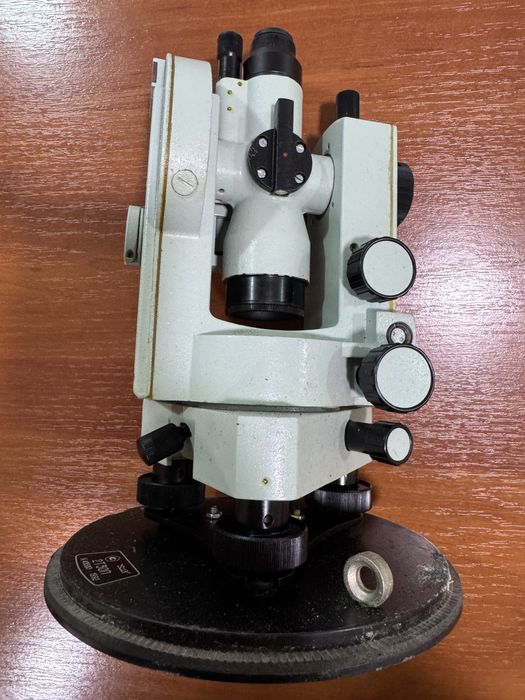 Теодолит оптический 2Т 30П