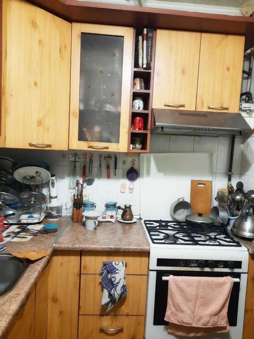 Продам 2к.чешку,косметика,ул.Нескорених 68,1\12,м.Салтовское,606м\р