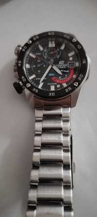 Zegarek Casio EDIFICCE EFR-558DB