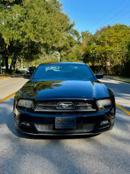 Ford Mustang      2014