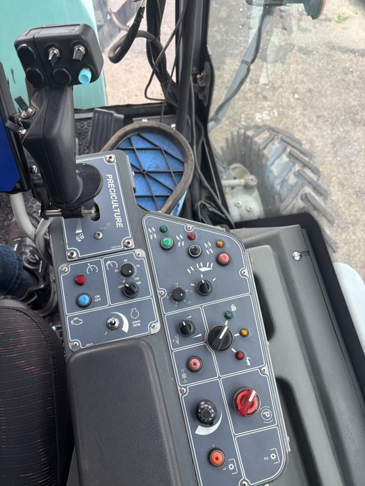 Самохідний оприскувач Berthoud Raptor 4240