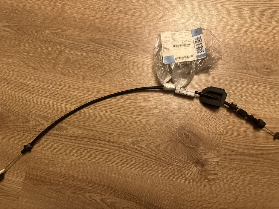 Cięgno gazu, linka gazu BMW e38 2.8 728i