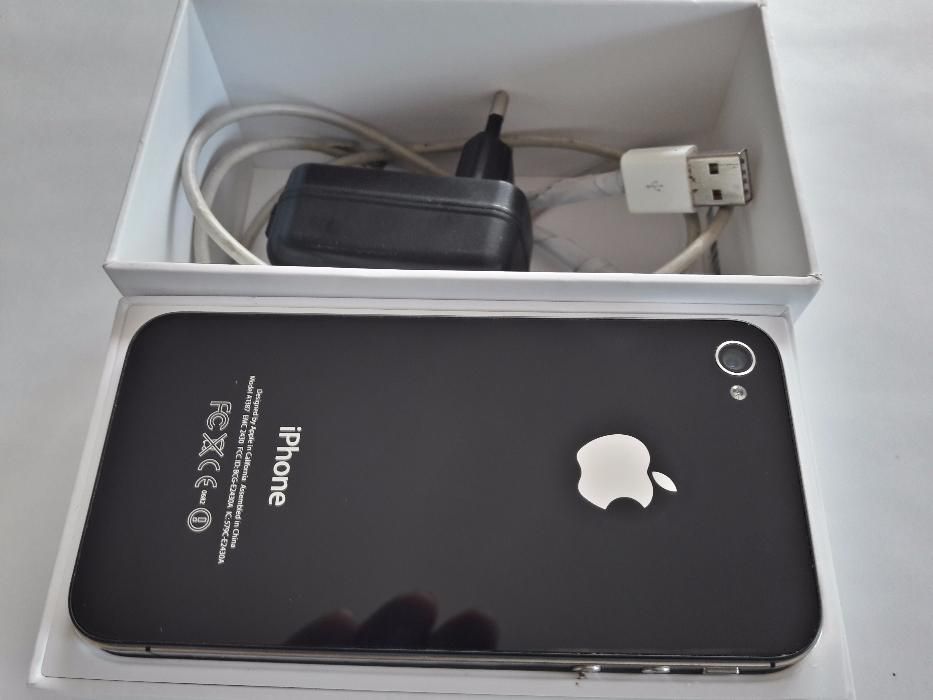 Telefon - iPhone 4 S 16 GB Czarny Apple bez simlocka