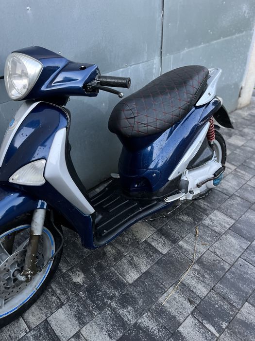 Скутер piaggio liberti