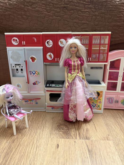 Мебель для барбі