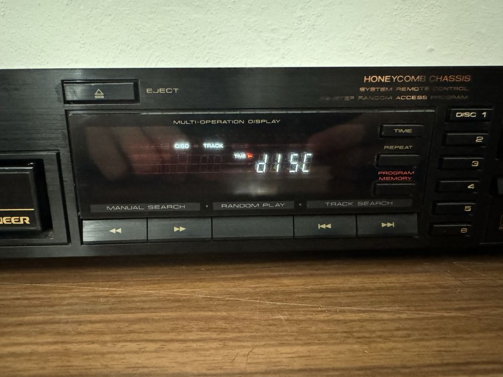 Odtwarzacz CD Pioneer PD-M40