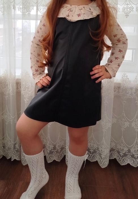 Шкіряний сарафани для дівчинки