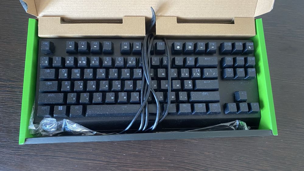 Клавиатура RAZER BLACKWIDOW TKL V3 green switch