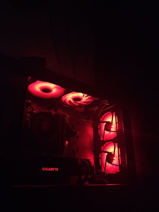 Wentylatory MSI 4x AAPA1225M12 (Two Ball Bearing) – z chłodzenia wodne