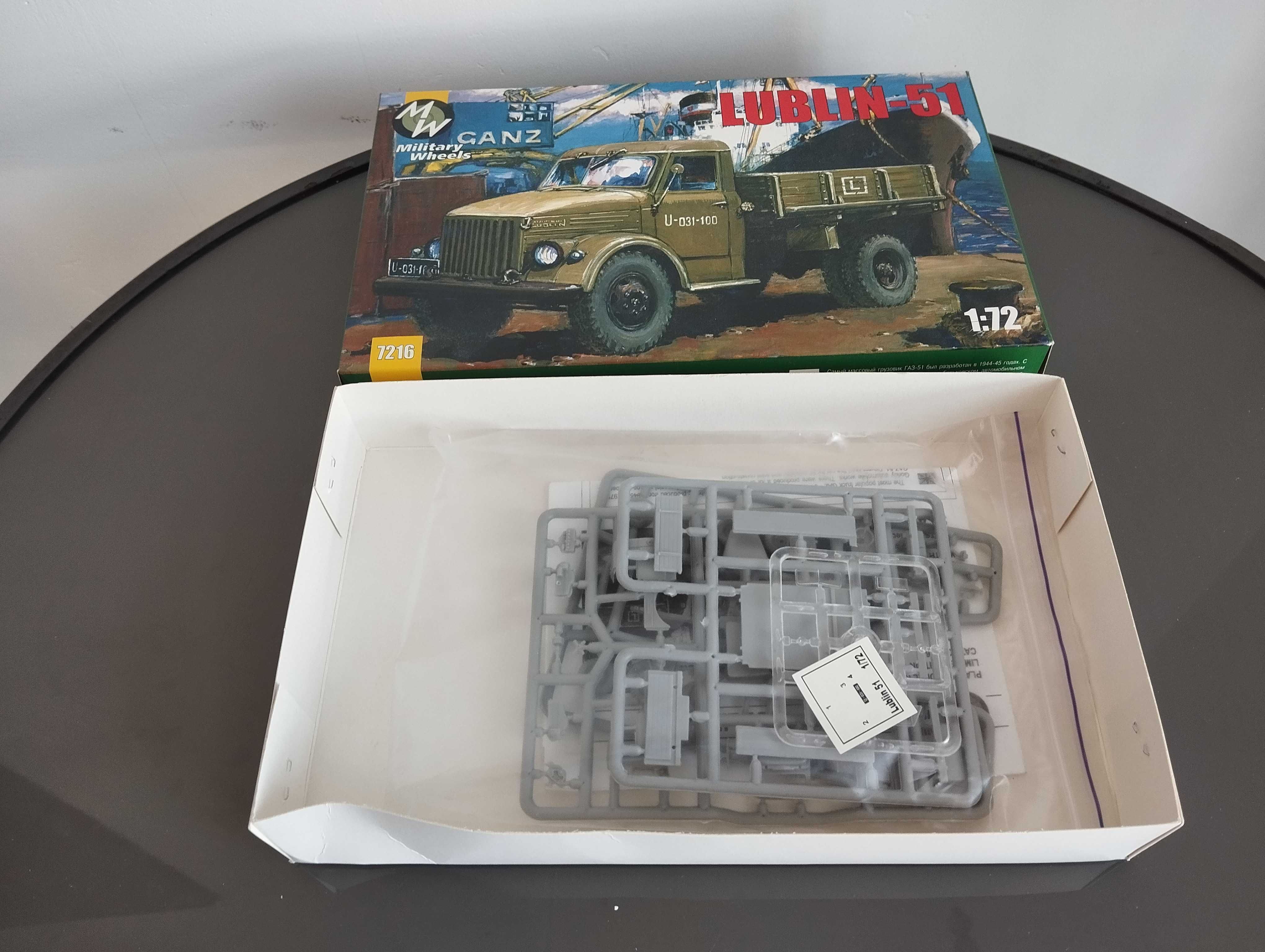 Model samochodu Lublin 51 Military Wheels skala 1/72