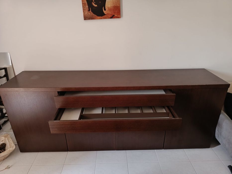 Aparador moderno de carvalho maciço