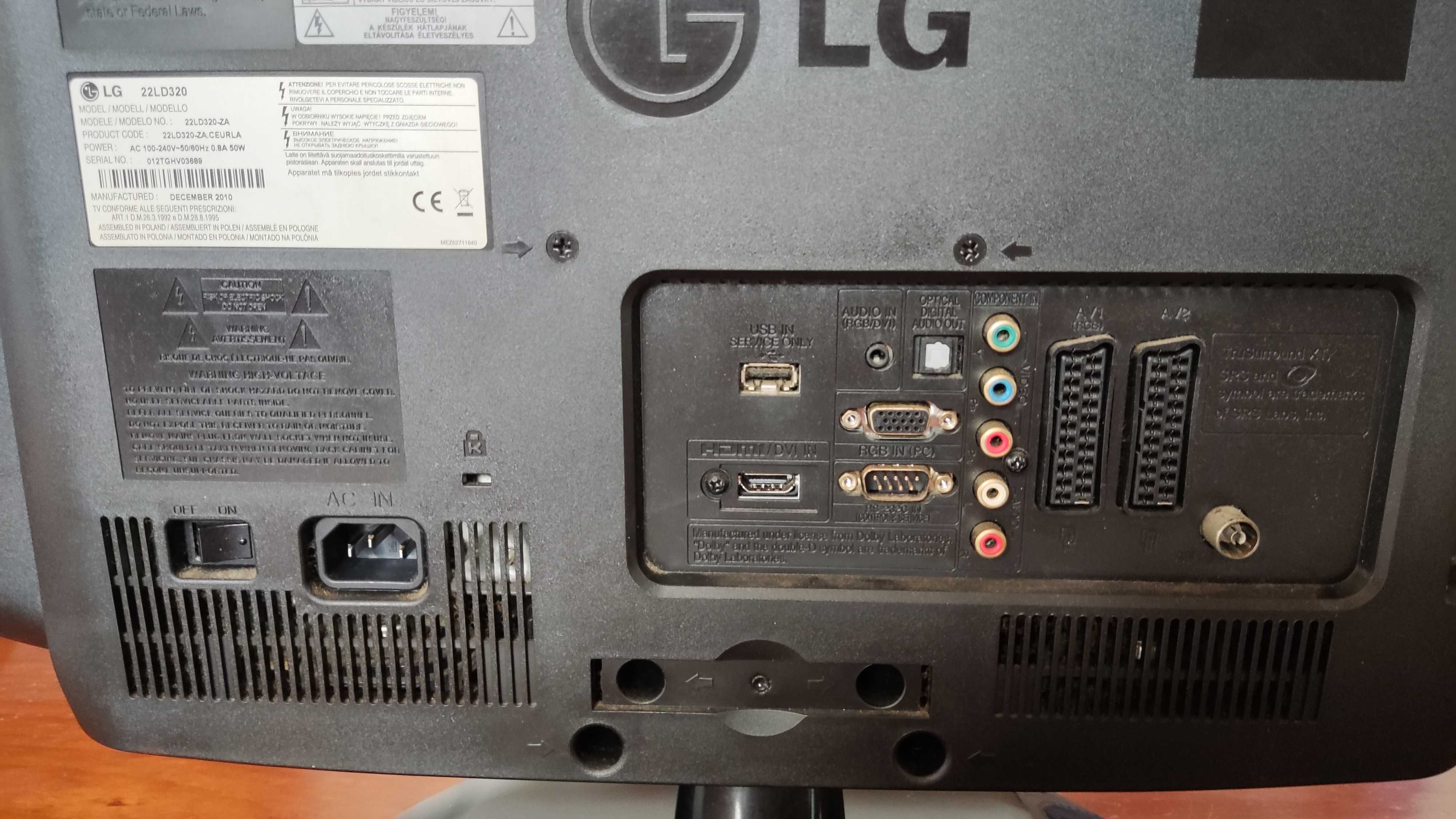 TV LG 22" 55cm LCD HDMI  - 22LD320 - pode ser usada como TV ou Monitor