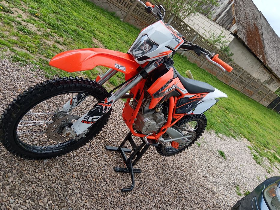 Cross EGL 250, 18 mth, 172fmm, 2025r.