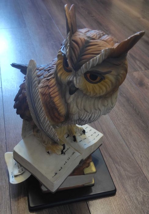 Статуетка сова на книгах з пером (45 см) Гранд Презент