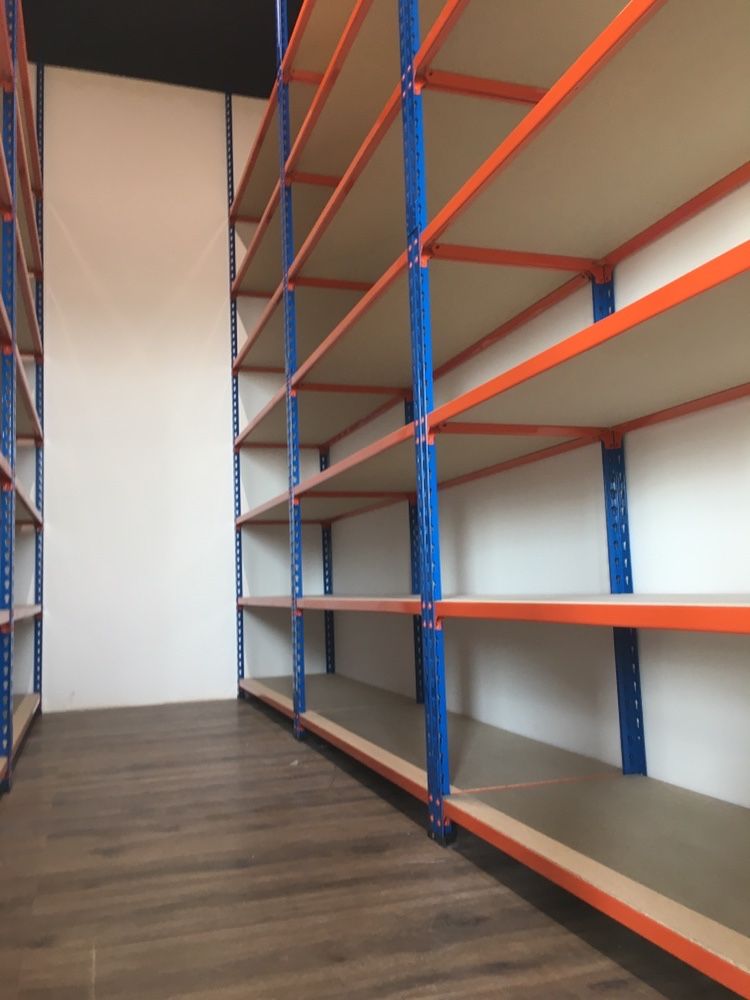 Regały półkowe magazynowe  do kontenera garażu sklepu warsztatu
