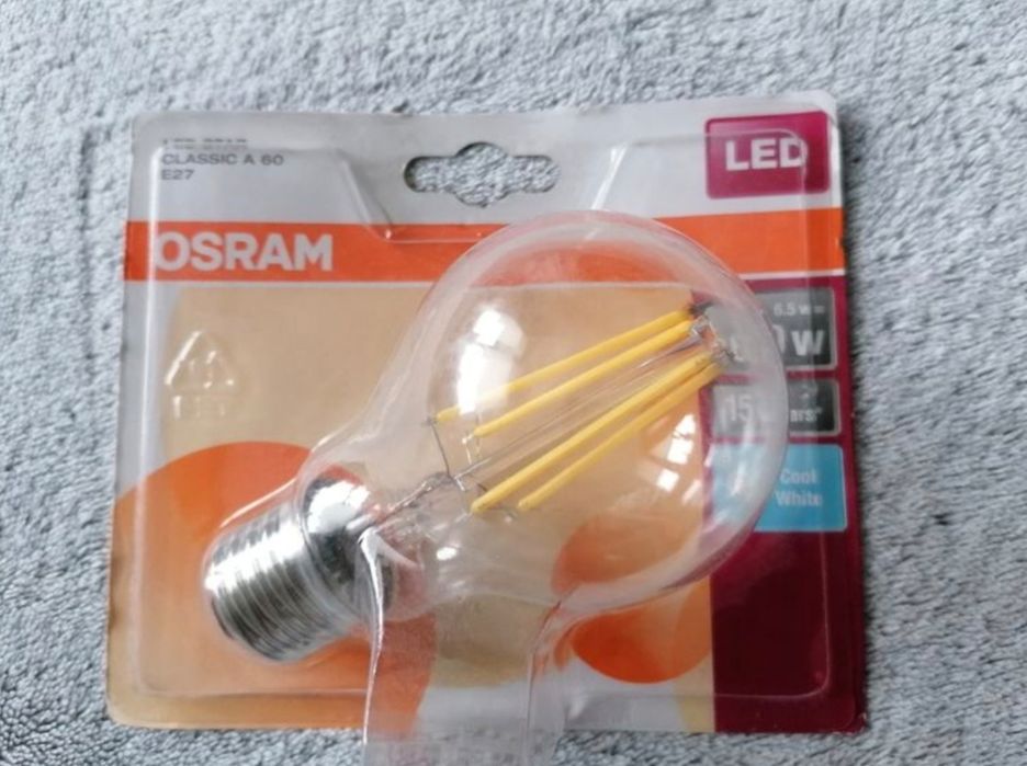 Żarówka LED E27 firmy Osram60 watt