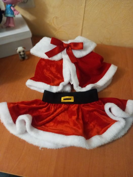 Костюмчик санти.