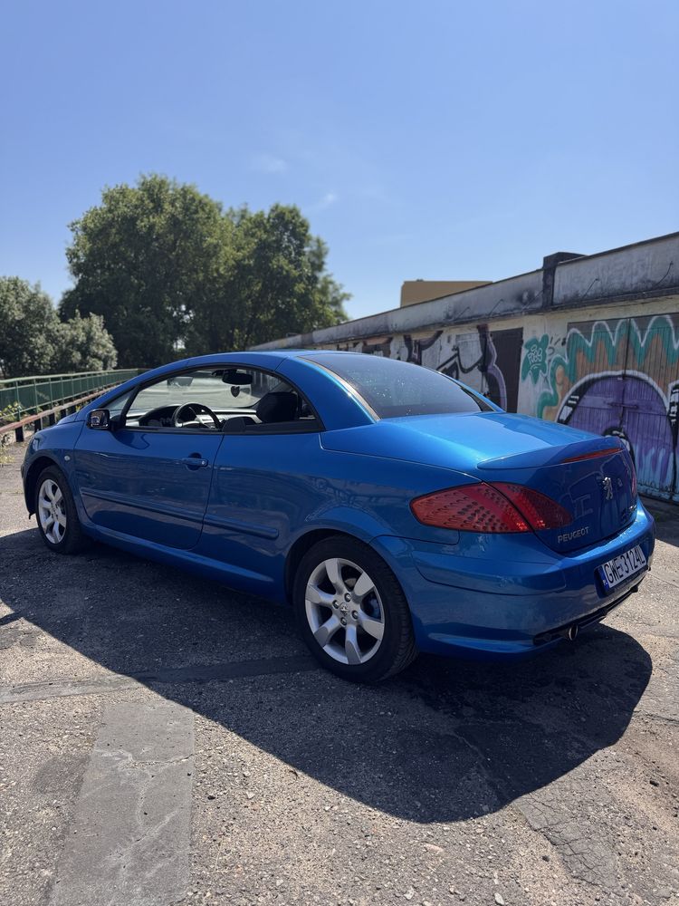 Sprzedam Peugota 307 CC 2.0 z 2004r