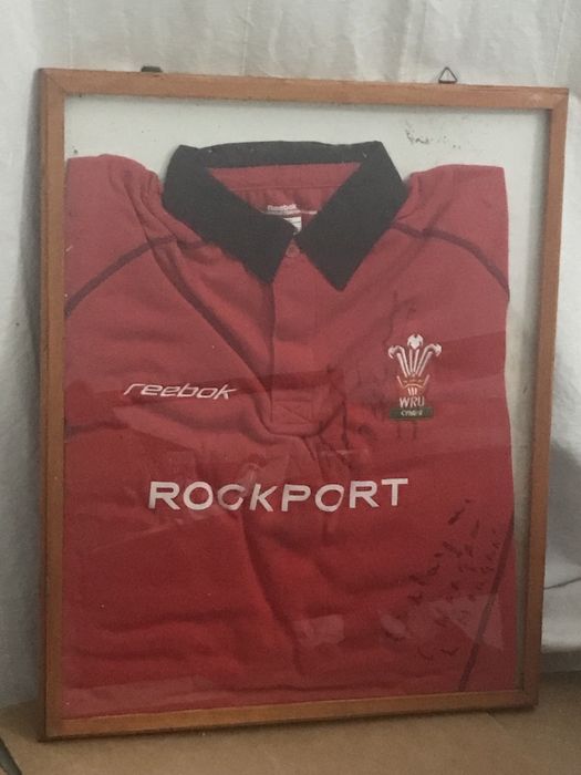 Camisola de Rugby Ragueby assinada autografada Britanica Gales