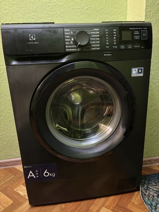 Пральна машина Electrolux EW6S406BXU