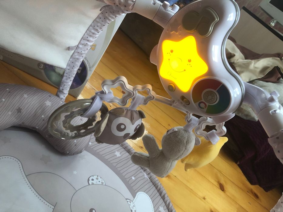 Розвиваючий килимок "Enjoy Colours" Chicco . Новий .