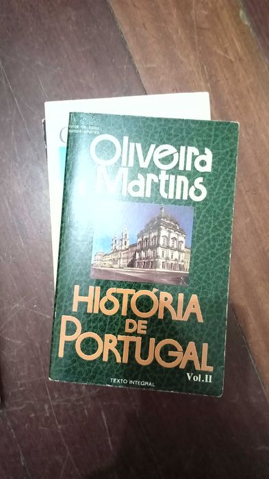 Lote de livros de História - Portes incluídos