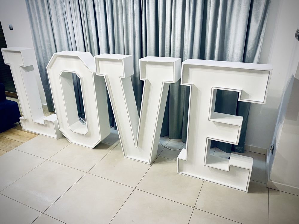Napis LOVE miłość neonowy 120cm stojace litery  dekoracja wesele